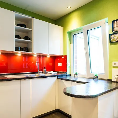 Holiday home W20 I Gruppen I 7 Fuer 9 I 2 Baeder I Garten I Netflix Smart Tv I Premium