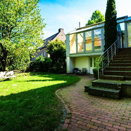 W20 I Gruppen I 7 Fuer 9 I 2 Baeder I Garten I Netflix Smart Tv I Premium Holiday home *