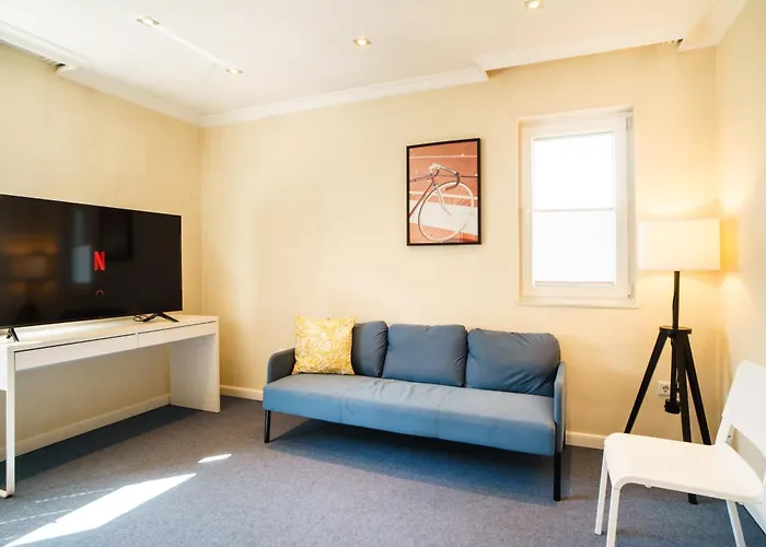 W20 I Gruppen I 7 Fuer 9 I 2 Baeder I Garten I Netflix Smart Tv I Premium