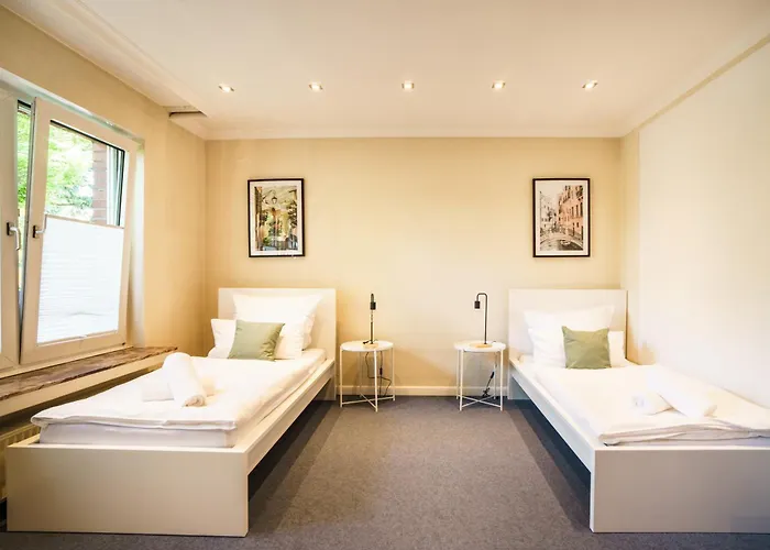 W20 I Gruppen I 7 Fuer 9 I 2 Baeder I Garten I Netflix Smart Tv I Premium *